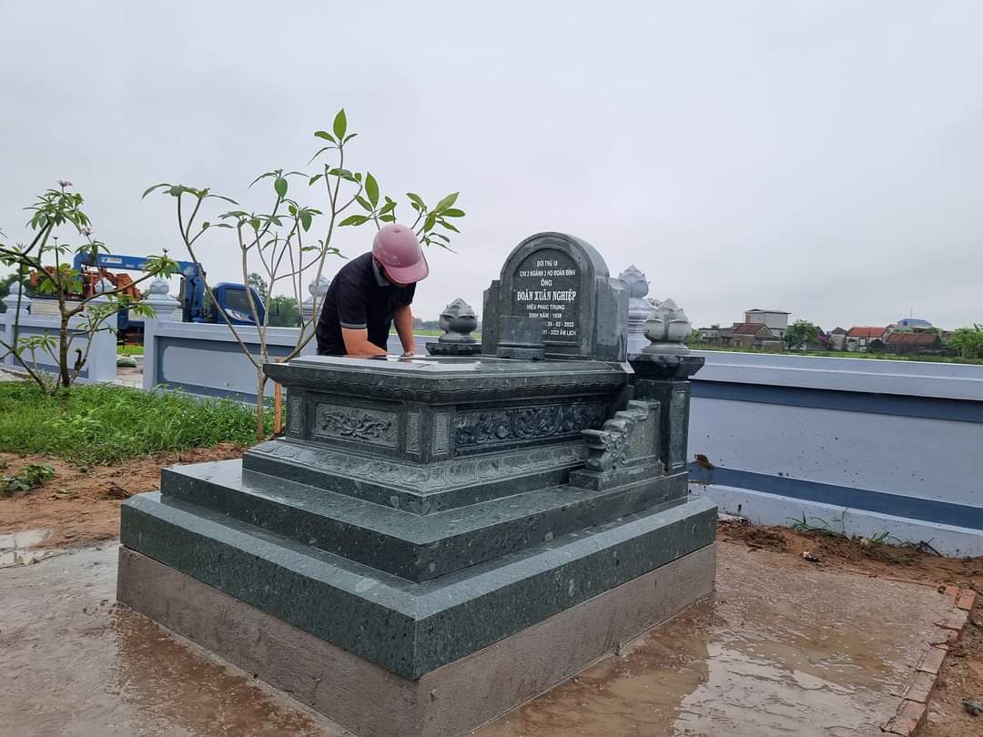 Mộ đá