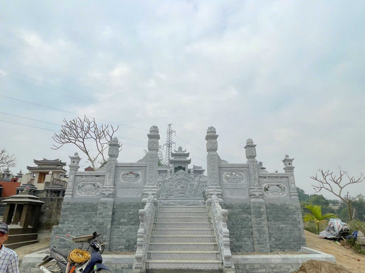 Mẫu khu lăng mộ 001